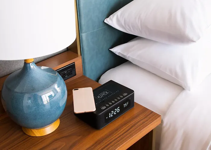 Le Meridien Essex 4* Chicago