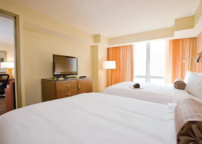 Le Meridien Essex Hotel 4*