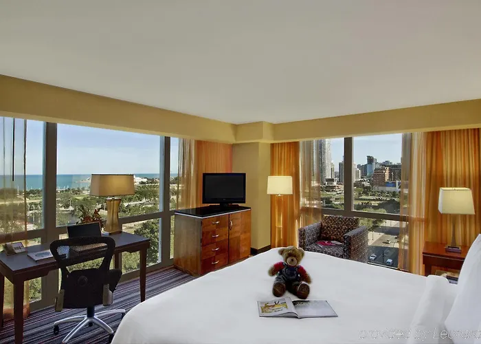 Le Meridien Essex 4*