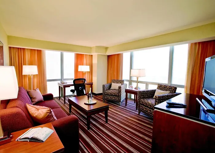 Le Meridien Essex Hotel 4*