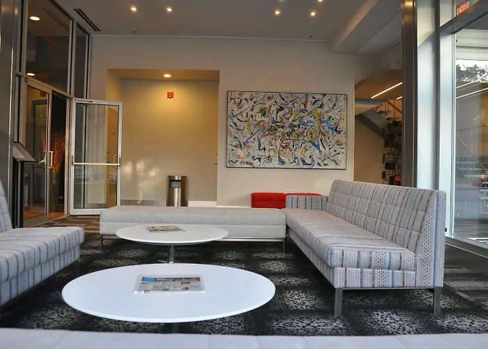 Le Meridien Essex Hotel