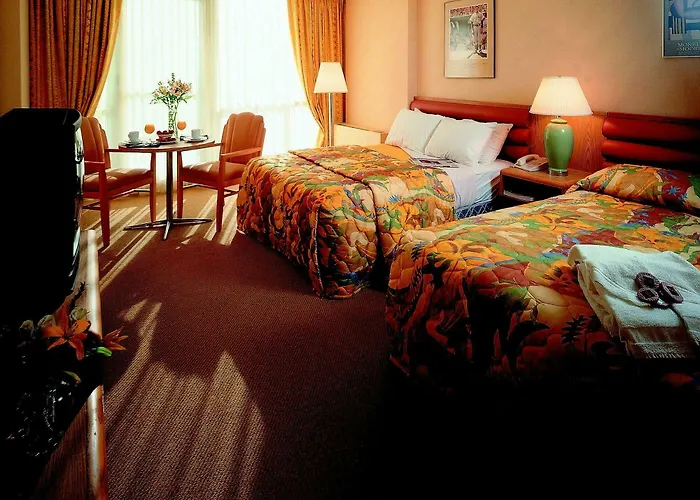 Le Meridien Essex 4*